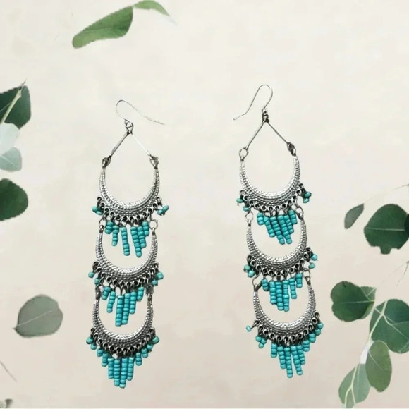 NWT 4.5” Handmade WesternTurquoise & Silver Dangling Beaded Earrings - Picture 1 of 3